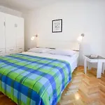 House - Meri * Ždrelac