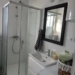 House - Meri *