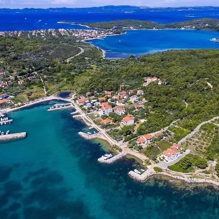 House - Meri Apartment *